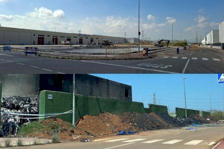 Desaparecen las ruinas del pavoroso incendio de Almassora con la vista puesta en otra nave repleta de textil abandonado