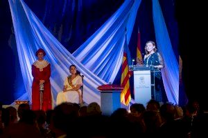 Nules corona a la catarrogina Mercé Estrela con el premio más prestigioso de los Jocs Florals, gran certamen cultural en valenciano - (foto 17)