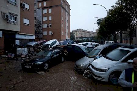 El pla de reposició de vehicles de Sánchez després de la DANA no arriba ni a la meitat del previst i la Generalitat el qualifica de “fracàs” El pla de reposició de vehicles de Sánchez després de la DANA no arriba ni a la meitat del previst i la Generalitat el qualifica de “fracàs”