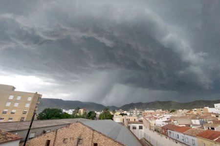 DANA o vaguada? Nova previsió per al pont del 9 d'Octubre amb forts xàfecs i calamarsades: aquestes seran les zones més afectades DANA o vaguada? Nova previsió per al pont del 9 d'Octubre amb forts xàfecs i calamarsades: aquestes seran les zones més afectades