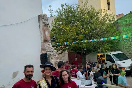 Oropesa del Mar vive una jornada festiva repleta de música, tradición y actividades en honor a la Virgen de la Paciencia