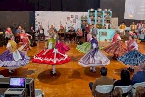 Ontinyent tanca el 9 d’Octubre amb la cloenda de l’exposició de Dulk i el III Festival d’Intercanvi de Danses - (foto 2)