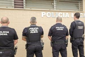 “Porteu matalassos”: la Policia Local d'Albal evita el suïcidi d'un home des de la seua terrassa