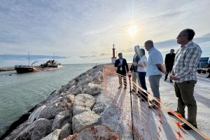 Comença el gran dragatge del Xúquer: 170.000 metres cúbics d'arena per a recuperar les platges de Cullera i Tavernes - (foto 3)