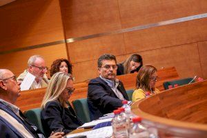 La Diputació i la UPV presenten un projecte per a atraure talent innovador al sector vitivinícola d'Utiel-Requena - (foto 2) La Diputació i la UPV presenten un projecte per a atraure talent innovador al sector vitivinícola d'Utiel-Requena - (foto 2)