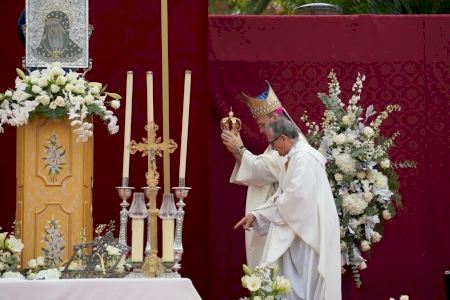 Mutxamel celebra la Coronación Canónica de la Mare de Déu de Loreto Mutxamel celebra la Coronación Canónica de la Mare de Déu de Loreto