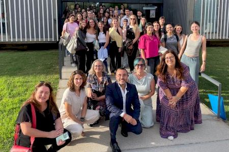 Vila-real será una ciudad más amigable con las mascotas de la mano de la EASD de Castellón