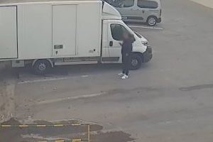 Roba targetes en empreses de pobles d'Alacant i es gasta els diners... en cupons de l'ONCE - (foto 2)