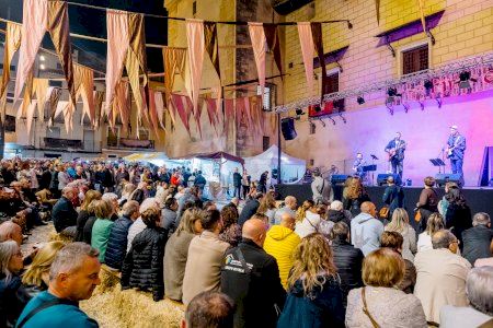 La Fira de Tots Sants 2025 de Cocentaina tanca amb èxit de vens i una afluència de 486.616 visitants