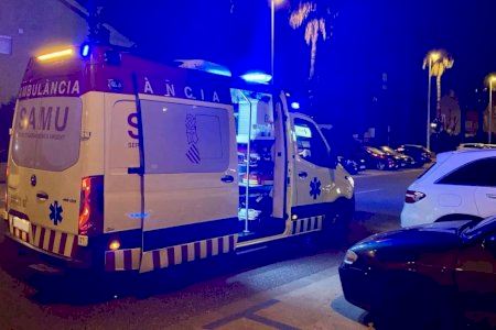 Mor a València un jove de 22 anys després d'estavellar-se contra un contenidor d'obra i un conductor de patinet resulta ferit