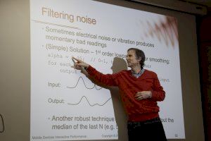 Roger Dannenberg, cocreador de Audacity, visita la UPV para colaborar en proyectos de IA