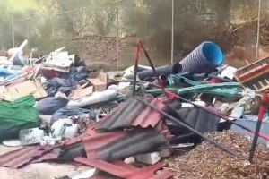 El PP de Vilafamés demana explicacions per l'acumulació de residus al costat del camp de futbol - (foto 3) El PP de Vilafamés demana explicacions per l'acumulació de residus al costat del camp de futbol - (foto 3)