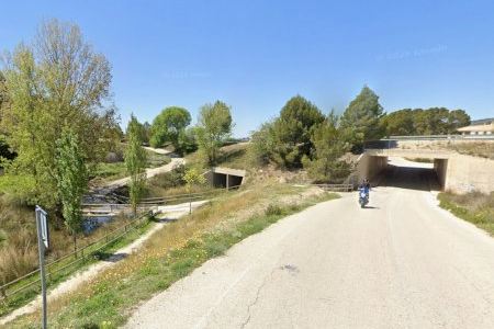 Un home mor després d'estavellar-se amb el seu vehicle contra un arbre a Ibi