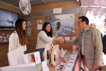 Mutxamel celebra la XVIII Mostra d’Empreses i el Mercat Medieval amb rècord de participació i els 44 estands complets Mutxamel celebra la XVIII Mostra d’Empreses i el Mercat Medieval amb rècord de participació i els 44 estands complets