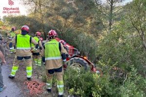 Tarde negra en el interior de Castellón: un trabajador muere en Vilafamés y otro resulta herido tras volcar su tractor en Les Useres - (foto 3)