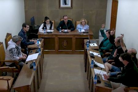 El PP de Vilafamés exigix a PSOE i Compromís que “el poble tinga veu i vot” en l'elecció del sistema de recollida dels fems El PP de Vilafamés exigix a PSOE i Compromís que “el poble tinga veu i vot” en l'elecció del sistema de recollida dels fems