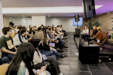 La segona jornada de la Fira Trovam tanca la programació professional i formativa