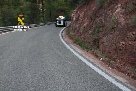 Atropella a un motorista a Olocau i fuig del lloc: la Guàrdia Civil troba a la infractora després d'una intensa investigació