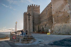 La entrada a uno de los portales más míticos de la Comunitat Valenciana cambia de ‘look’ tras una gran transformación - (foto 2)