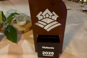Vilafamés recull una distinció en l'assemblea nacional de Pobles Més Bonics d'Espanya - (foto 2) Vilafamés recull una distinció en l'assemblea nacional de Pobles Més Bonics d'Espanya - (foto 2)