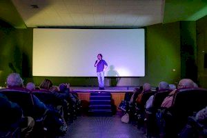 El Cinema Roma de l'Alfàs del Pi acull amb ple total la projecció de 'La invasió dels bàrbars' El Cinema Roma de l'Alfàs del Pi acull amb ple total la projecció de 'La invasió dels bàrbars'