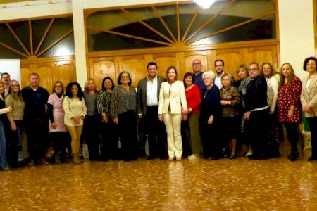 El sopar solidari de l’AECC recull quasi 4.000 euros per a la lluita contra el càncer a Albal