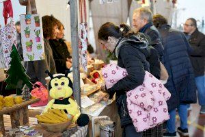 Vilafamés celebra amb èxit la VI Fira de les Arts tot i la pluja - (foto 2) Vilafamés celebra amb èxit la VI Fira de les Arts tot i la pluja - (foto 2)