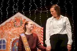 Onda reconeix el talent escolar amb el lliurament dels premis del Concurs de Targetes de Nadal 2025 - (foto 3)