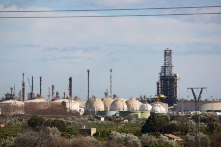 El Consell Jurídic alerta de que la zona industrial del Serrallo puede afectar al descanso de los vecinos de la playa de Almassora