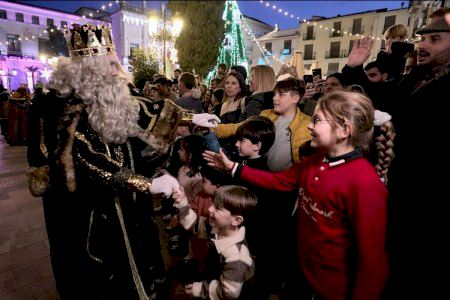 Todo a punto para la llegada de Sus Majestades los Reyes Magos de Oriente a Gandia