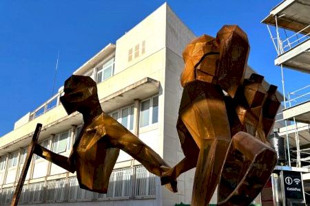 'Gràcies', l'emotiu homenatge d'Alaquàs als voluntaris de la DANA