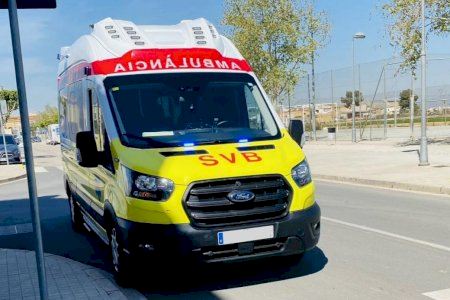 Tres heridos tras un accidente entre una furgoneta y un coche en Carlet