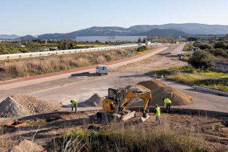 El Ayuntamiento de Gandia y Grimalt Patrimonial acuerdan adelantar las conexiones de servicios del futuro PIA Gandia-Bellreguard
