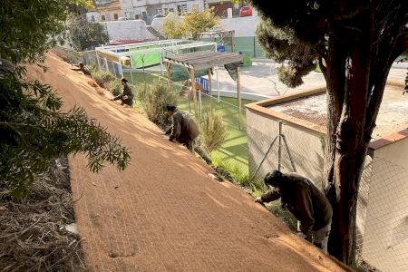 L’Ajuntament d’Oliva millora el talús de Santa Anna a través del Taller d’Ocupació L’Ajuntament d’Oliva millora el talús de Santa Anna a través del Taller d’Ocupació