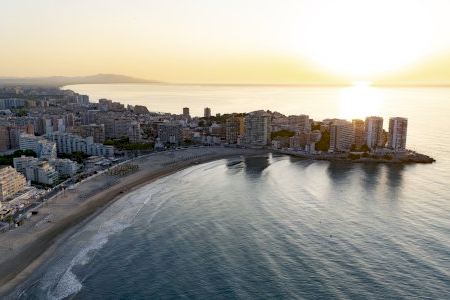 Oropesa lleva a Fitur sus eventos deportivos y sus parajes "para todo el año"