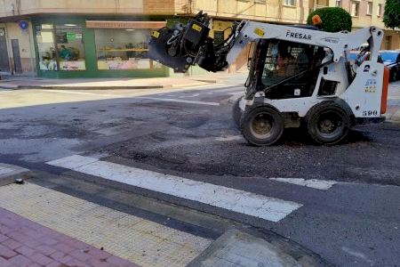 Vila-real mejora el firme de varias calles y adecua dos aparcamientos con el excedente de material