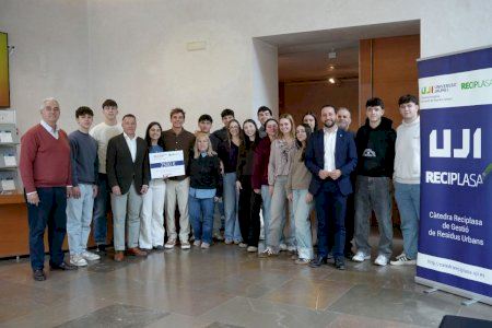 Un centro educativo de Burriana gana un premio por enseñar a reciclar pilas de forma innovadora