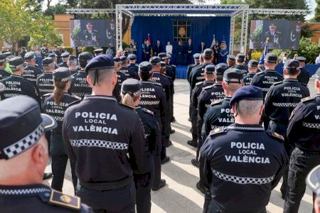València nombra a 50 nuevos agentes de la Policía Local