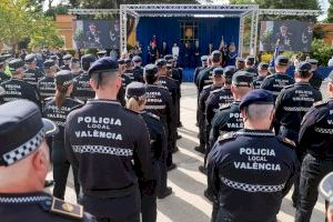 València nombra a 50 nuevos agentes de la Policía Local València nombra a 50 nuevos agentes de la Policía Local