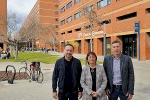 El techo de cristal emerge y limita la progresión de las mujeres directivas ya en la primera década tras la formación El techo de cristal emerge y limita la progresión de las mujeres directivas ya en la primera década tras la formación