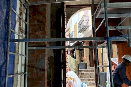 La Diputación refuerza la conservación del Palacio del Cardenal Ram para que siga siendo un referente turístico y cultural en Morella La Diputación refuerza la conservación del Palacio del Cardenal Ram para que siga siendo un referente turístico y cultural en Morella