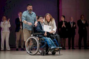 Rècord de participació als Premis Jesús Medrano de Castelló amb 7.782 targetes nadalenques arribades de tot el món - (foto 5)