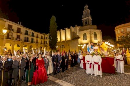 La Germandat del Sant Sopar celebra su 50 aniversario con una emotiva procesión extraordinaria en Gandia