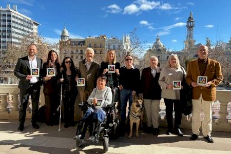 València avanza hacia una ciudad sin barreras con nueva señalización digital inteligente al servicio de vecindario y visitantes