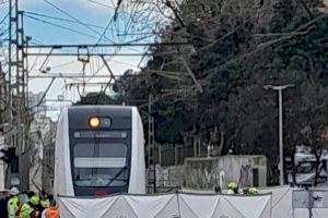 Mor una persona després de ser atropellada per un tren de Metrovalencia en la L1, a l'altura de Godella - (foto 3)