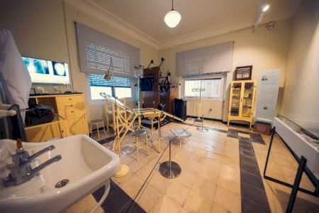 L'Ajuntament d'Alcalà-Alcossebre edita material didàctic per a fomentar les visites escolars a la Casa del Metge