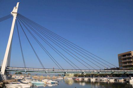 El Perelló y Sueca llegan a un acuerdo para rehabilitar la pasarela con los fondos de reconstrucción DANA El Perelló y Sueca llegan a un acuerdo para rehabilitar la pasarela con los fondos de reconstrucción DANA