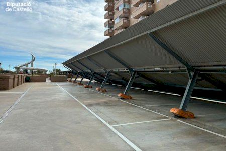 El temporal deixa incendis, desploms d’arbres i la creu d’una església amenaçant amb caure