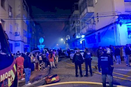 Ayuntamiento y Generalitat preparan el realojo de las familias afectadas en el incendio del barrio de Miguel Hernández