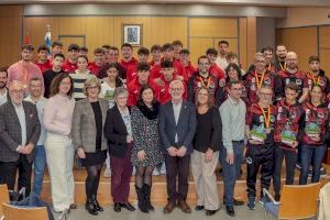 L'Ajuntament d'Alboraia premia a esportistes i clubs de la localitat L'Ajuntament d'Alboraia premia a esportistes i clubs de la localitat